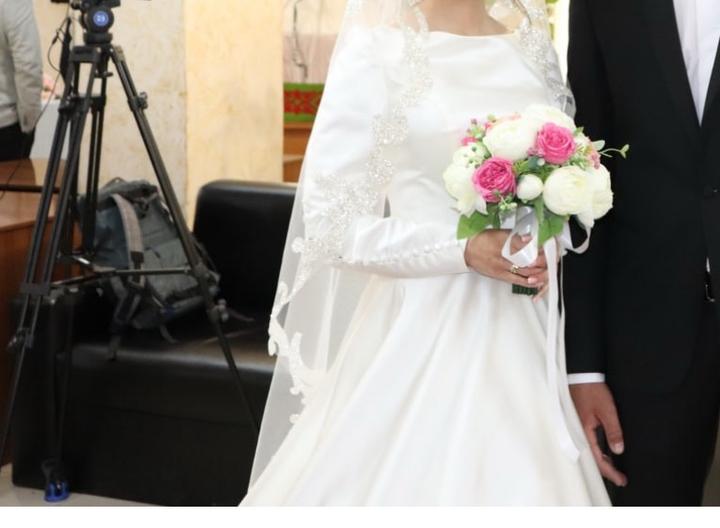 Продаю свадебное платье