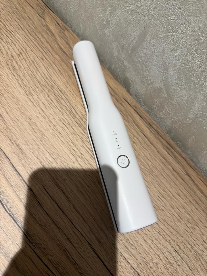 Xiaomi беспроводной утюжок для волос.Xiaomi Mijia Wireless Straight Hair Clip