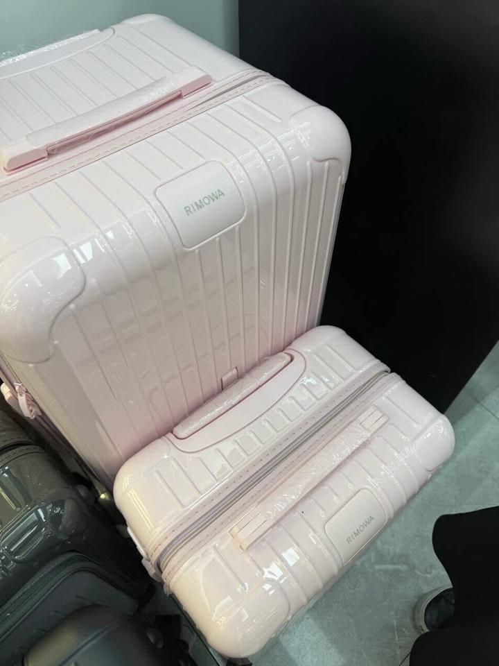 Чемоданы Rimowa