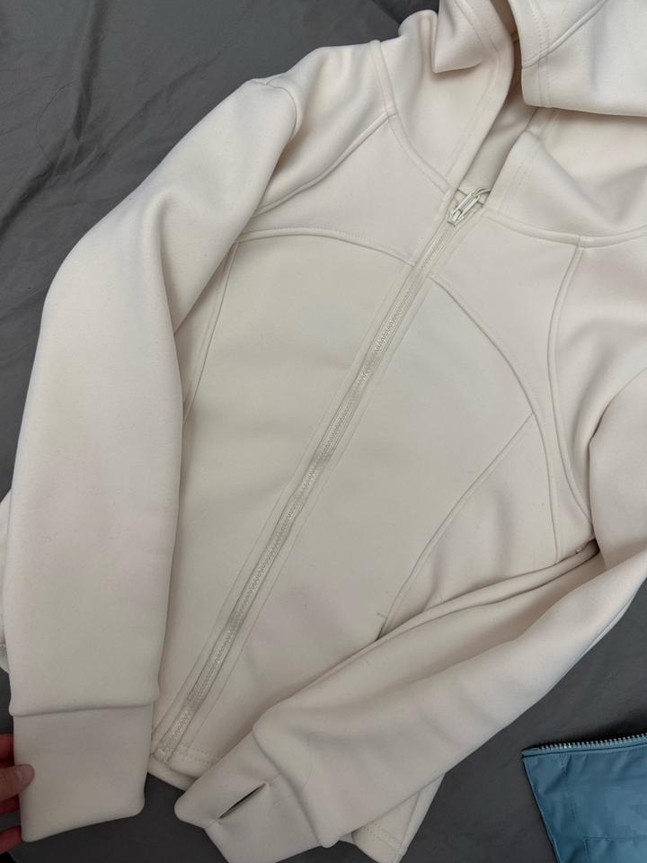 Двойка спортивная бежевая