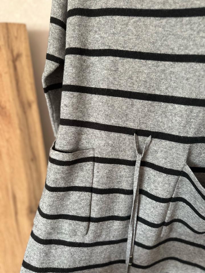 Платье в полоску O'STIN