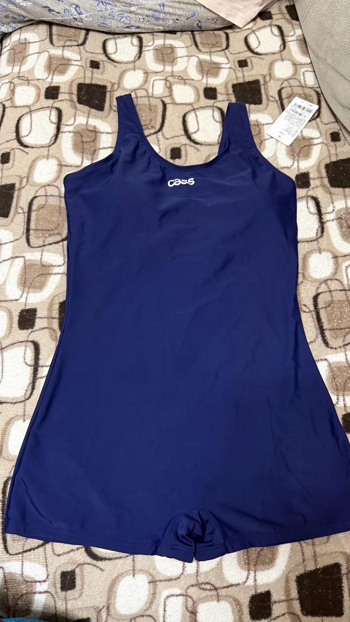 Продам новый спортивный купальник Cass,р.44-46.