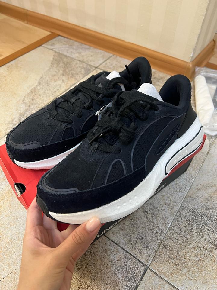 Кроссовки женские от under armour оригинал