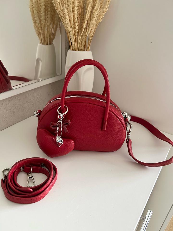 Сумка из натуральной кожи