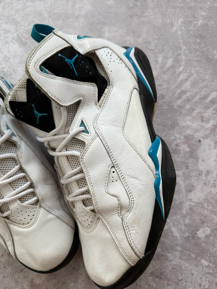 vintage jordan true flight