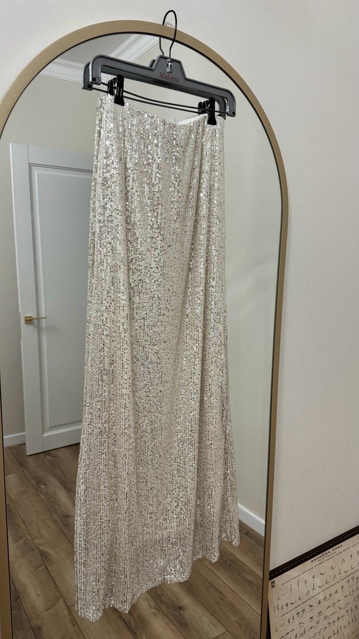 Длинная юбка с пайетками бежевый
