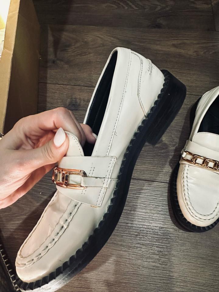 Лоферы от Zara