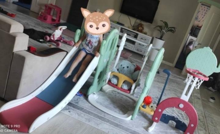 Детская горка, качеля и баскетбольный блок