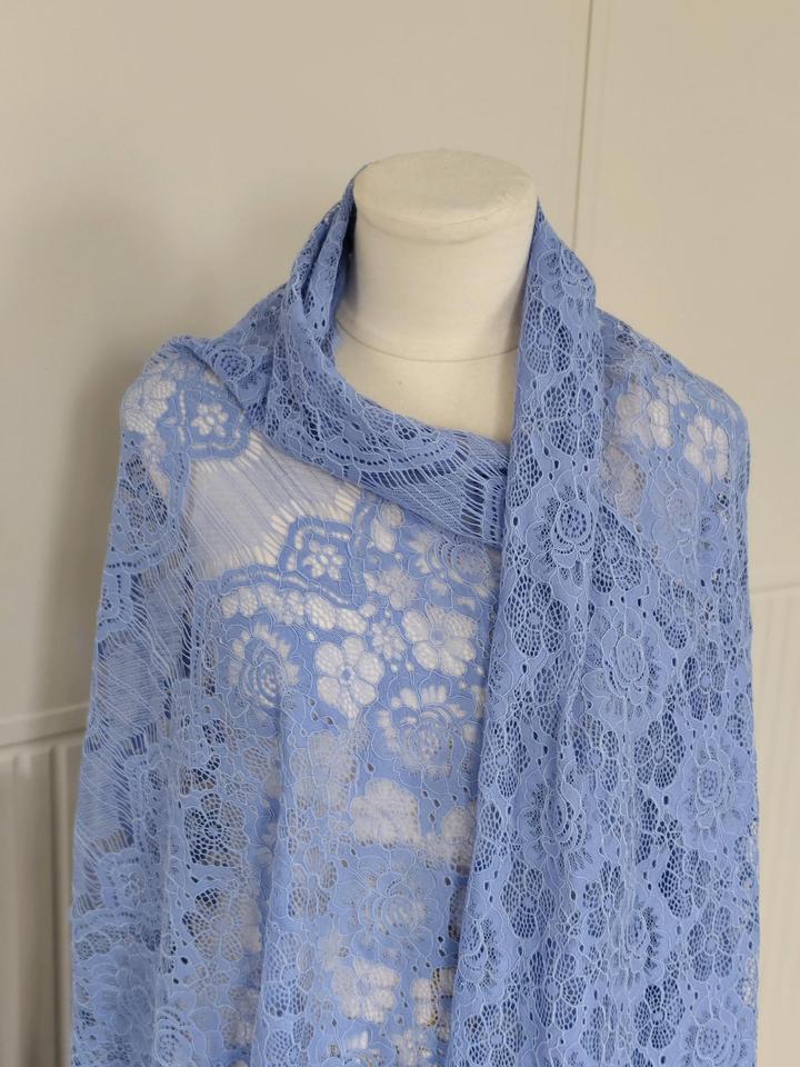 Ткань кружево голубое
