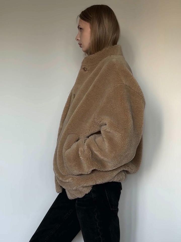 Плюшевый бомбер Zara