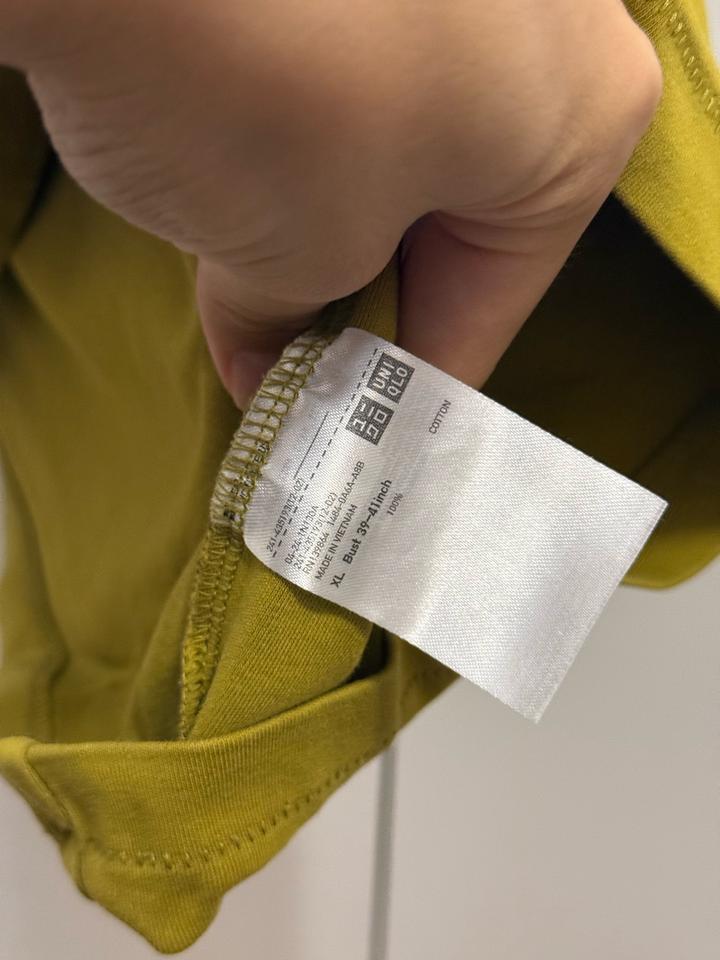 Футболка uniqlo
