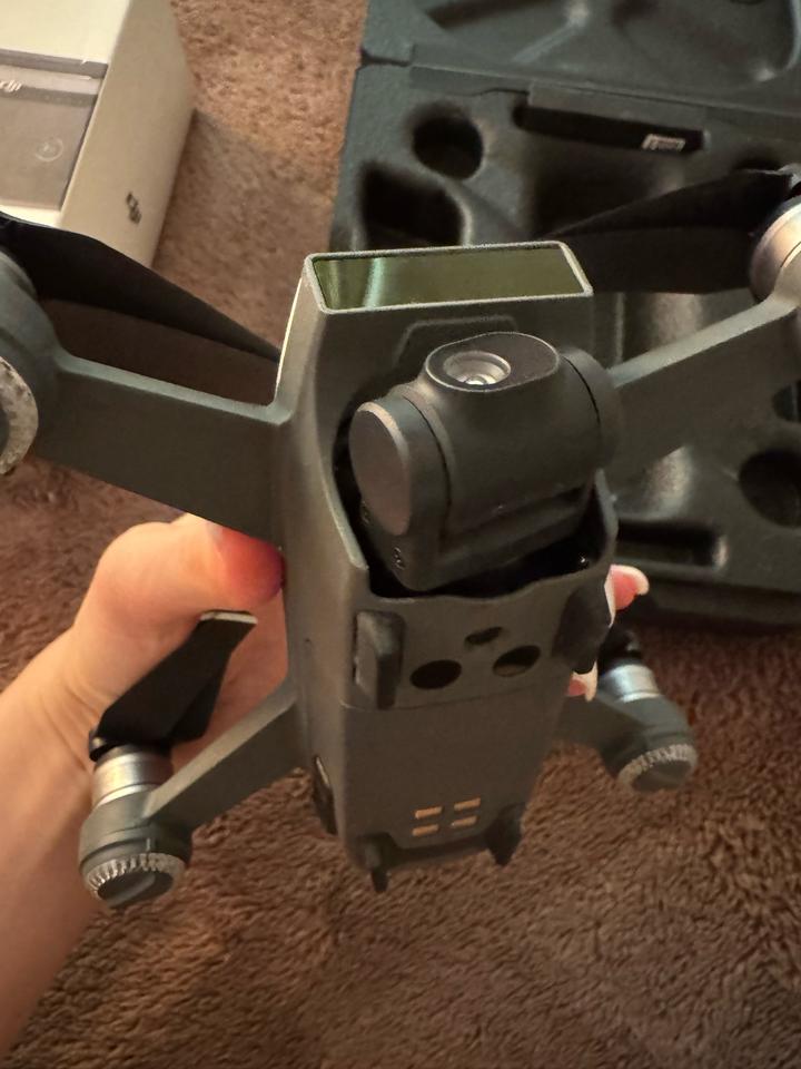 Продам Dji spark Дрон