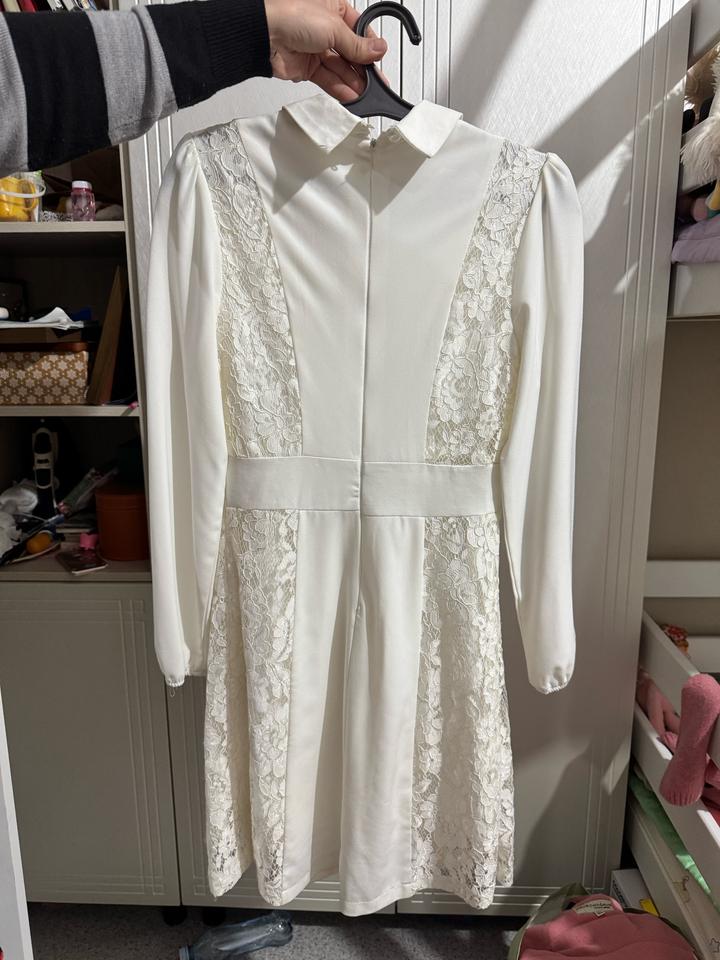 Белое платье