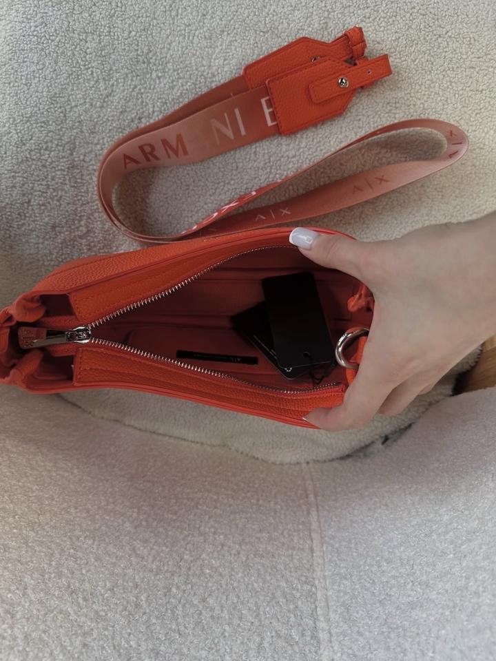 Продам новую сумку Armani Exchange