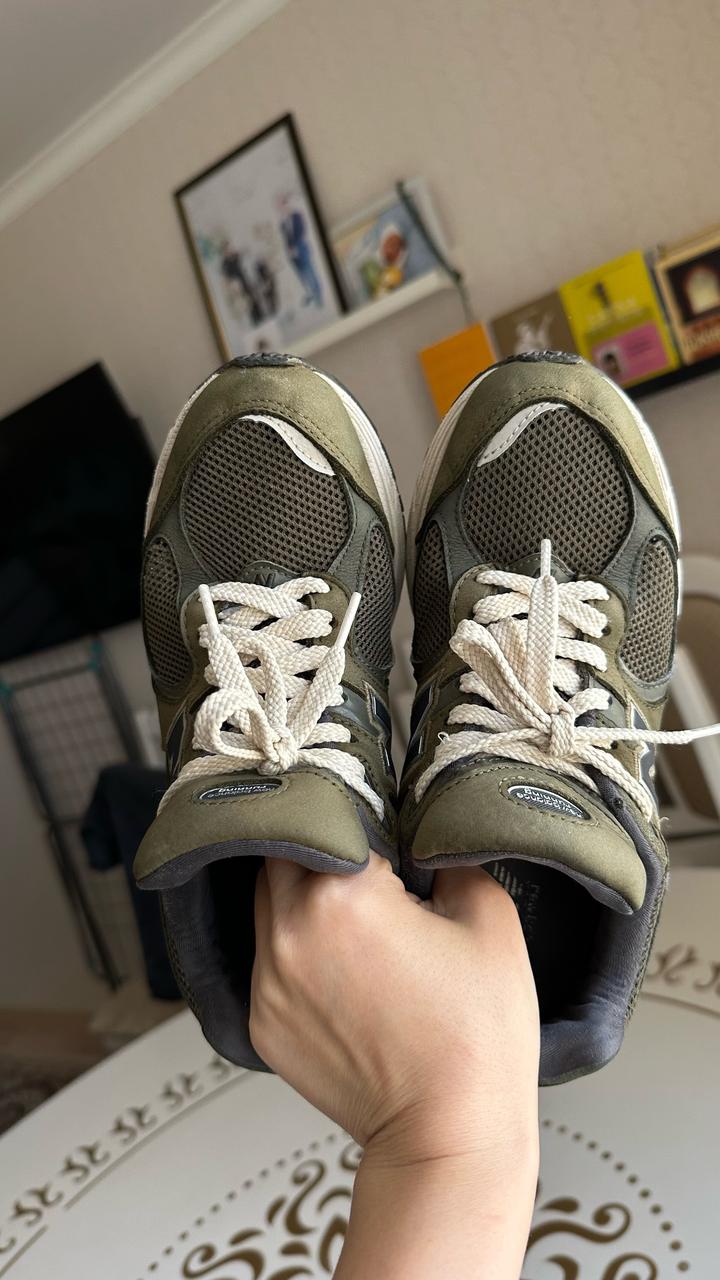 Кроссовки New Balance 2002R