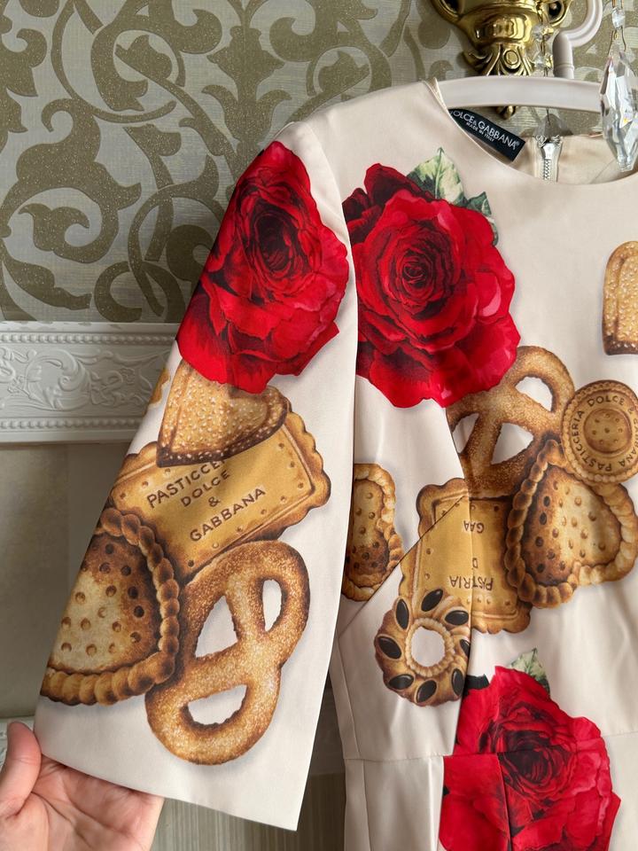 Платье в стиле D&G