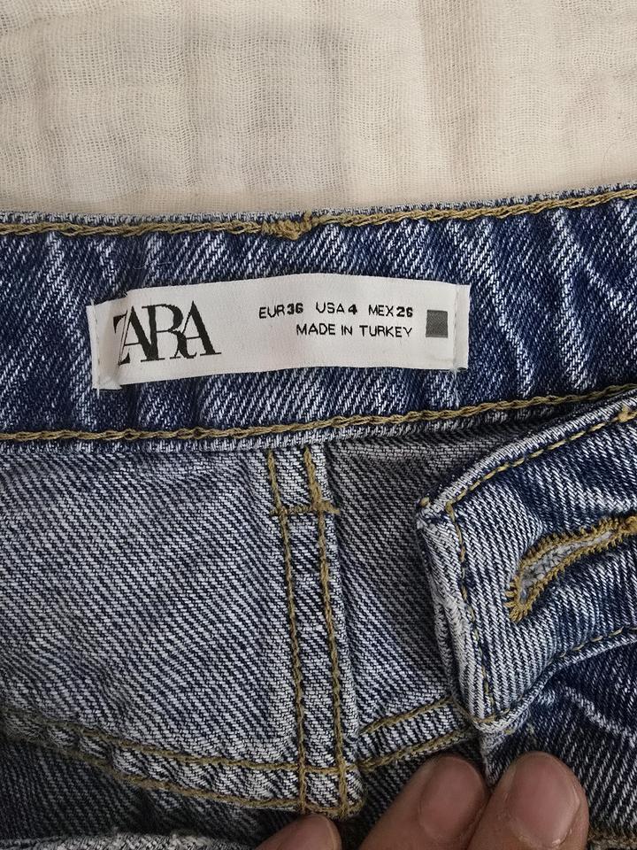 Шорты Zara