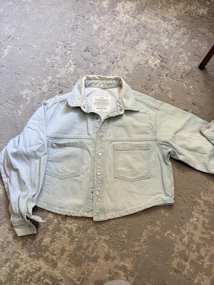 Джинсовая куртка H&M