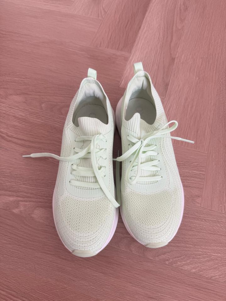 Кроссовки для спорта