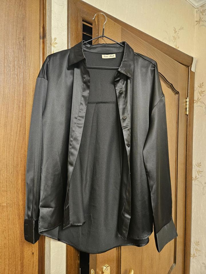 Чёрная рубашка