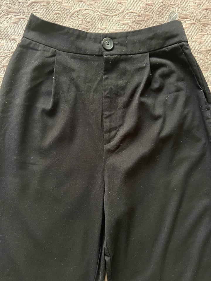 Черные классические брюки Stradivarius