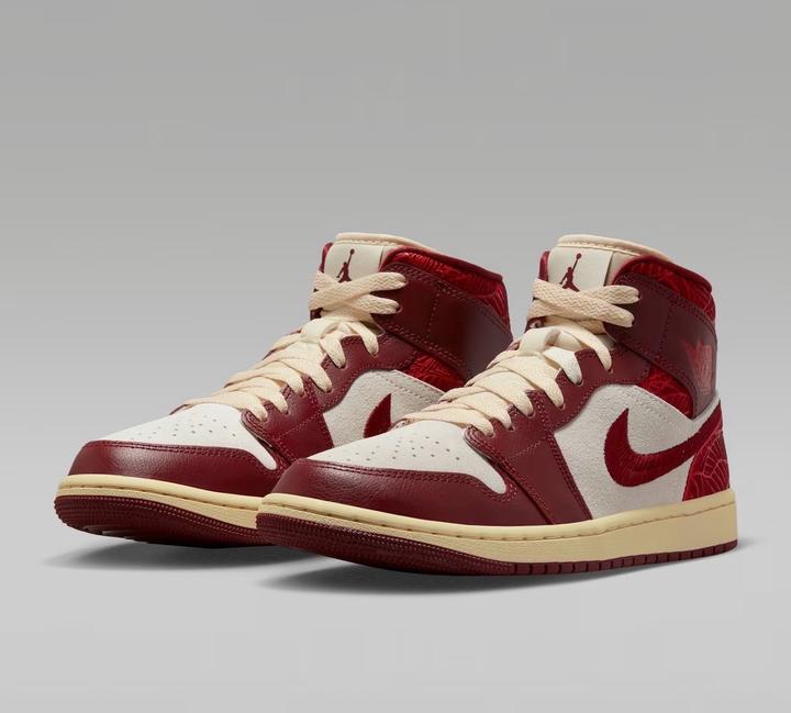 Кроссовки Air Jordan 1 Mid SE