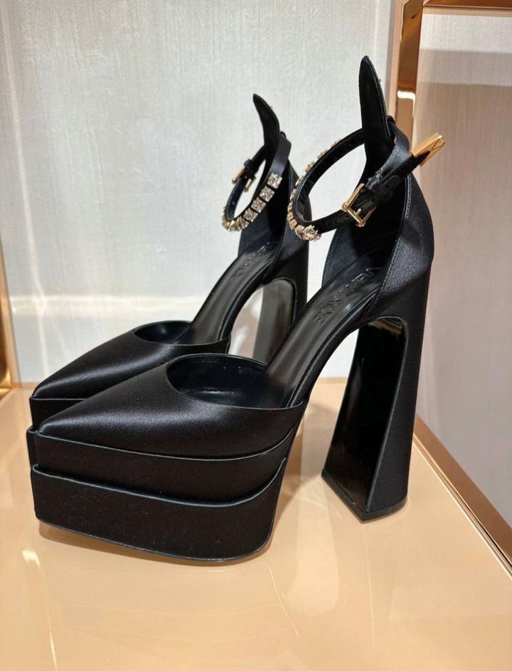 Туфли Versace