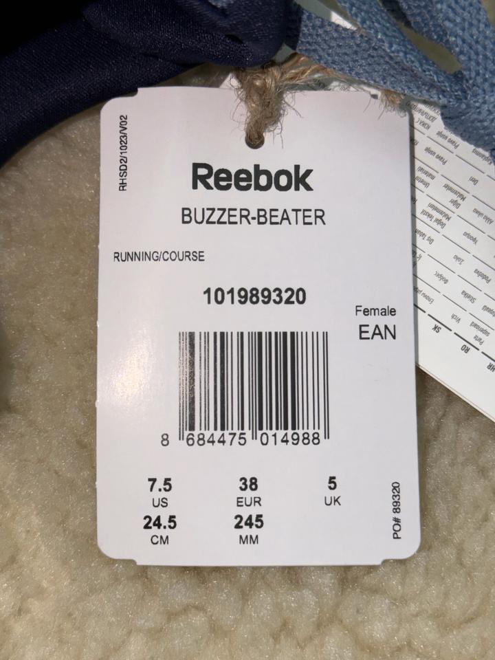 Женские кроссовки Reebok