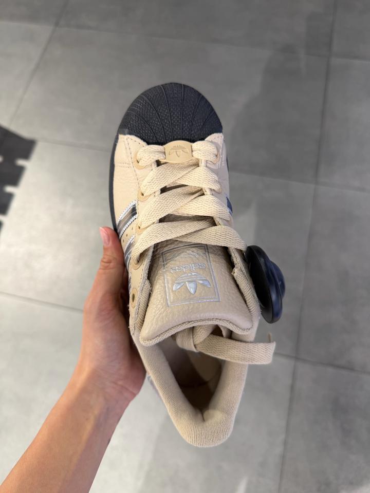 Кроссовки adidas