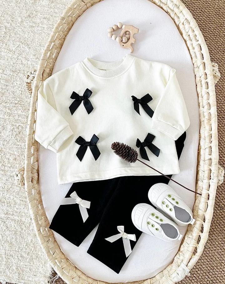 Новый костюм на 2-3 годика