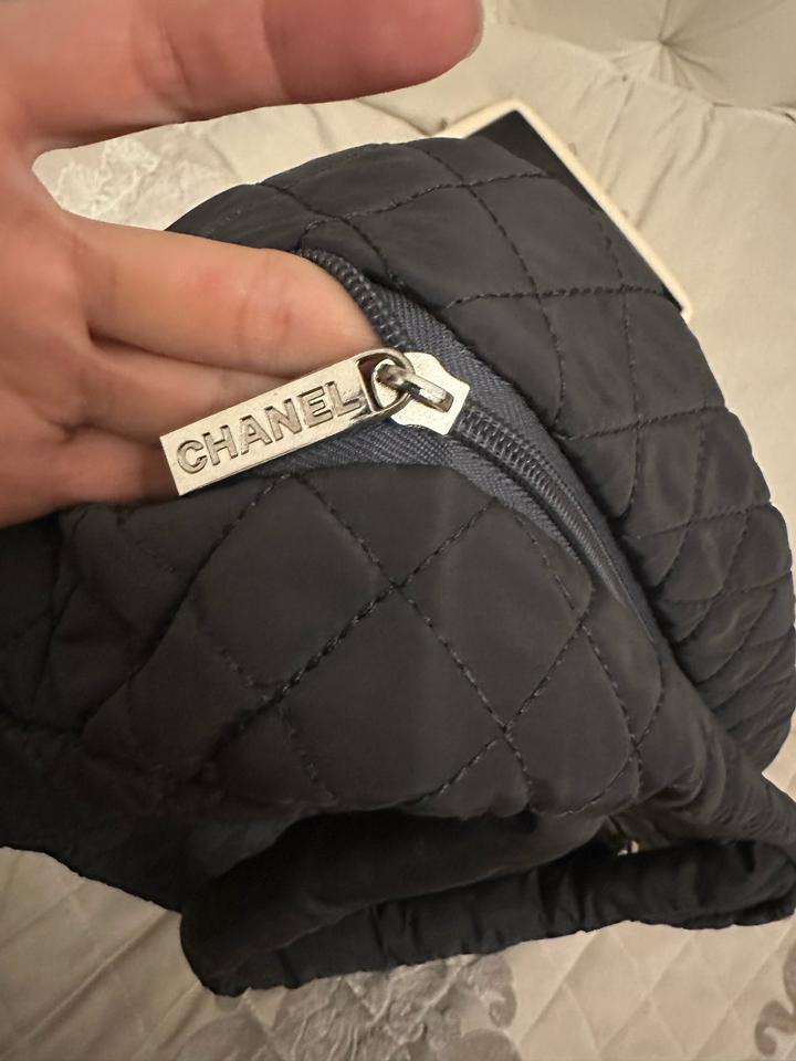 Сумка Chanel.