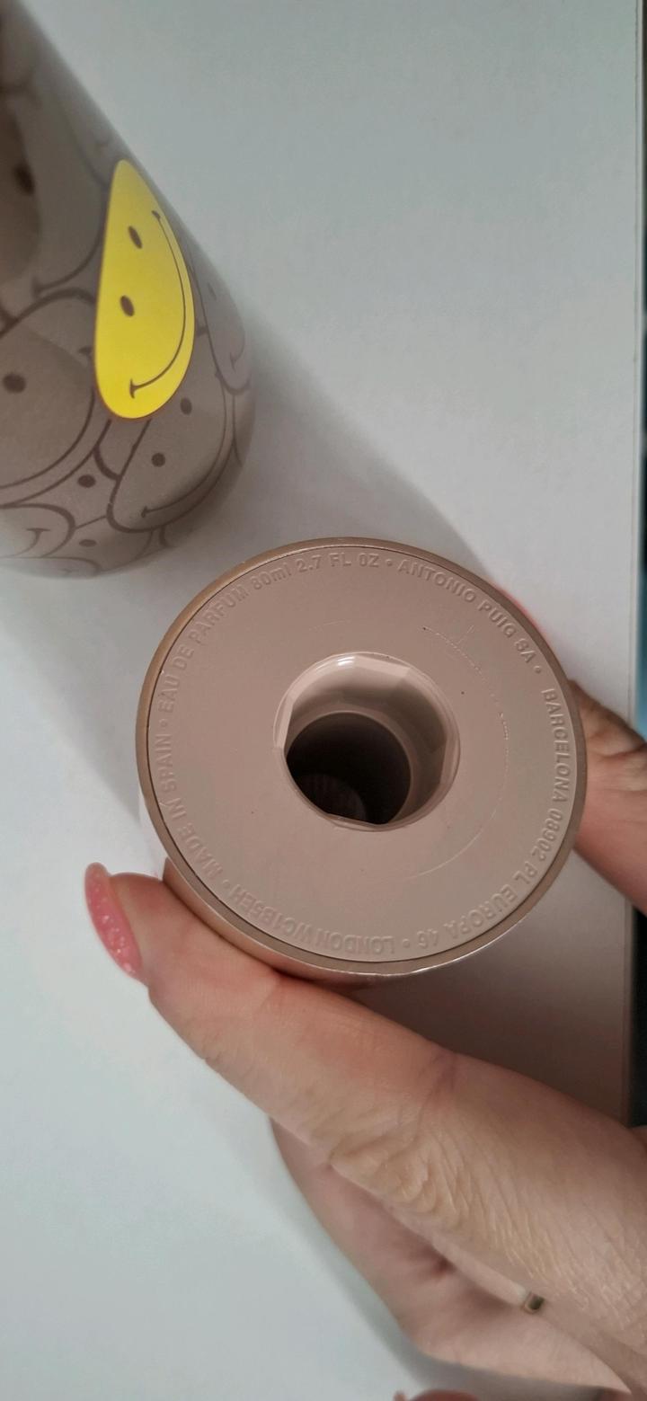 Carolina Herrera 212 Vip Rosé Smiley Edition