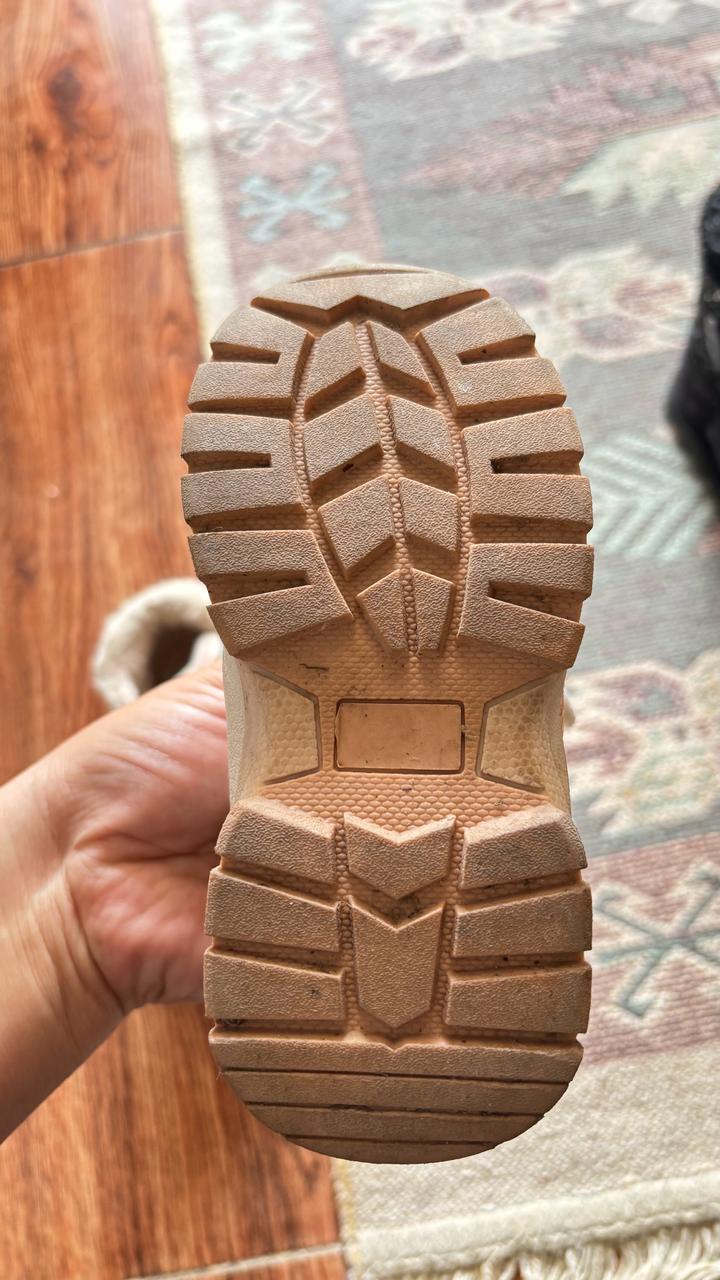 Ботинка детская 24 рр