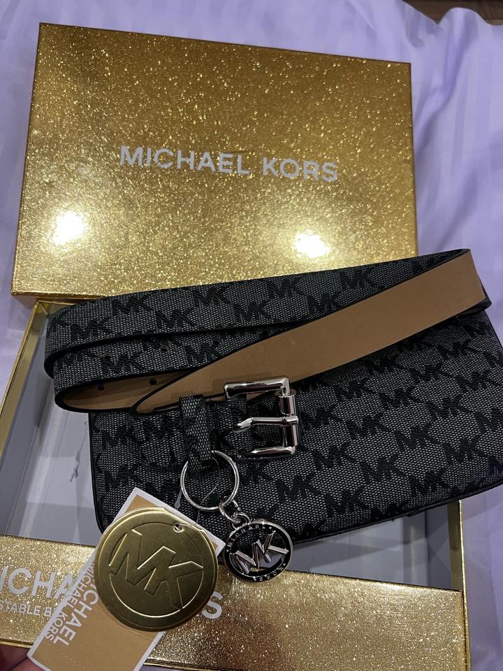 Сумка на пояс новая MK