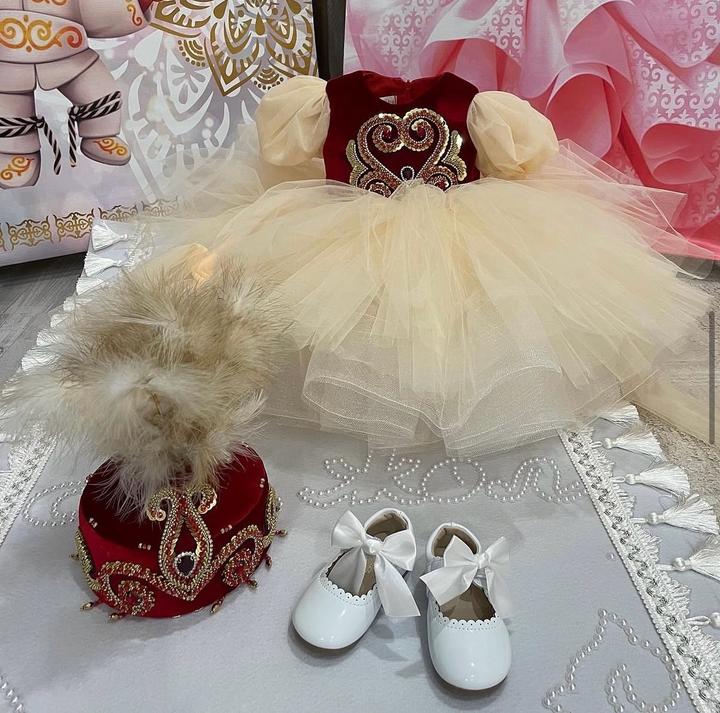 Платье на тусау кесер