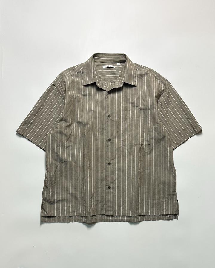 shirt by Uniqlo-C boxy fit