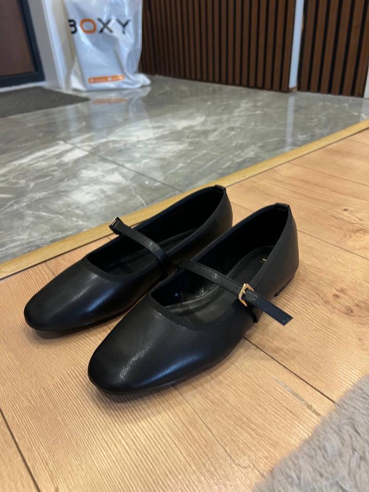 Черные балетки Zara