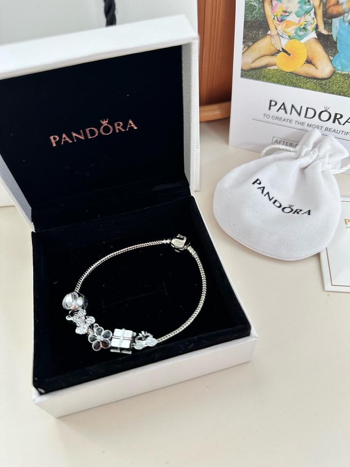 Браслет Pandora