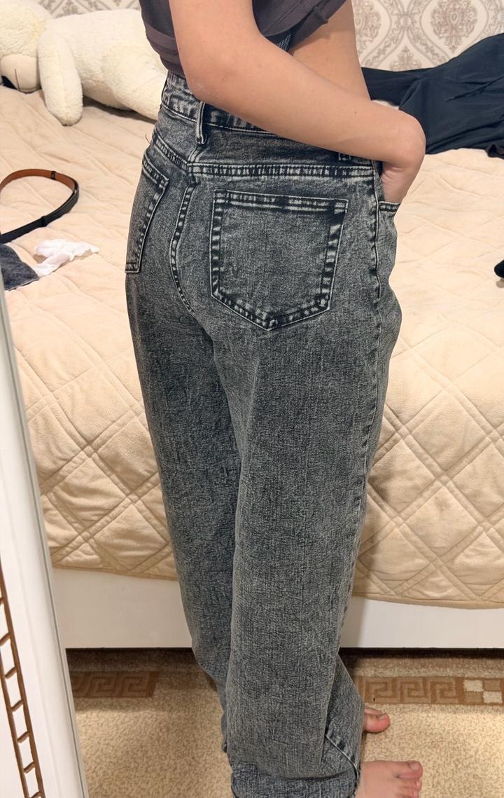 Джинсы серые