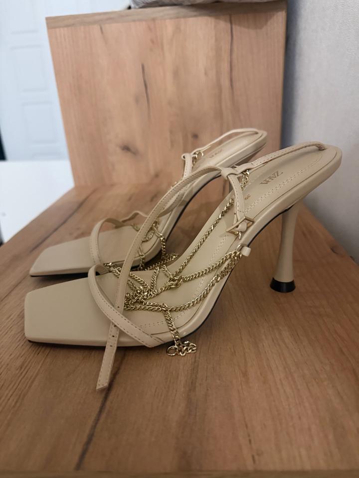 Новые Босоножки ZARA
