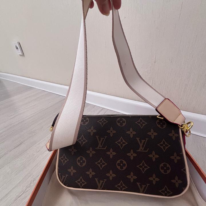 ✨ Louis Vuitton Crossbody ✨