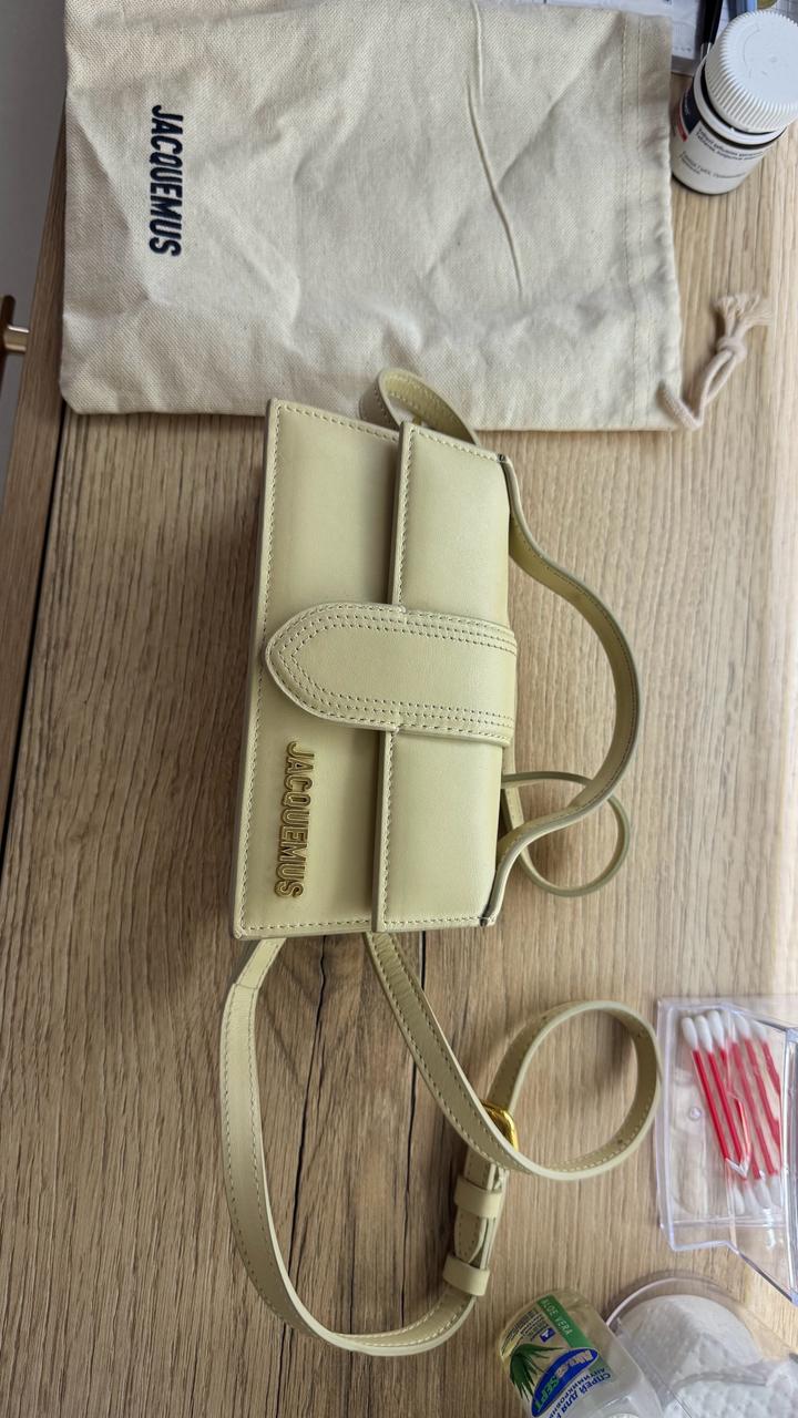 Jacquemus Le Bambino