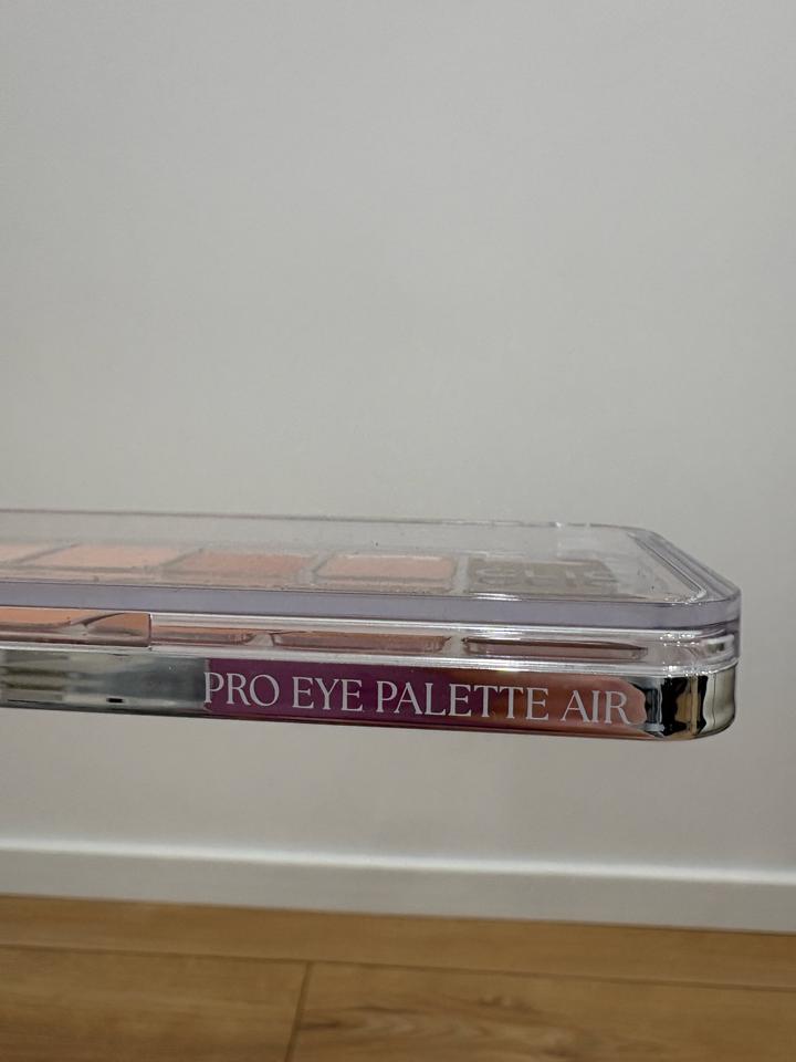 Палетка теней Clio