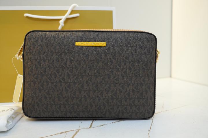 Сумки Michael Kors