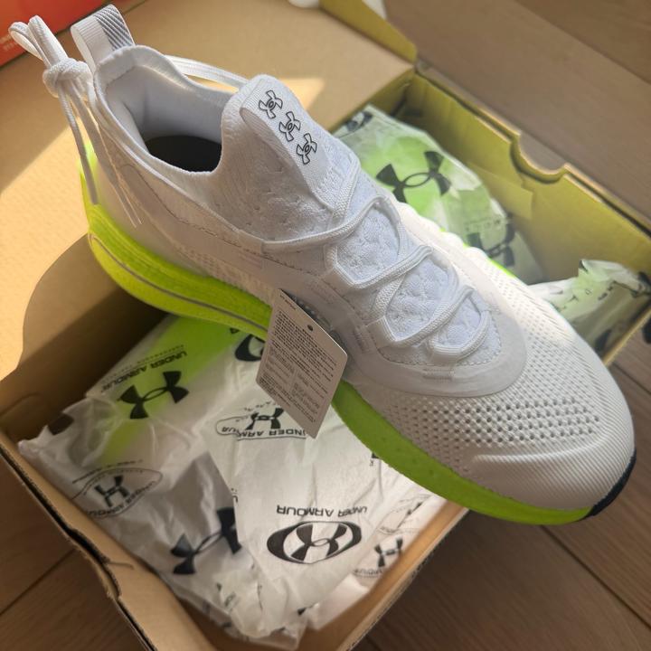 Кроссовки under armour