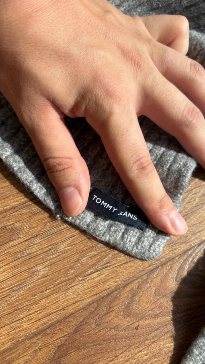 Шарф Tommy Hilfiger