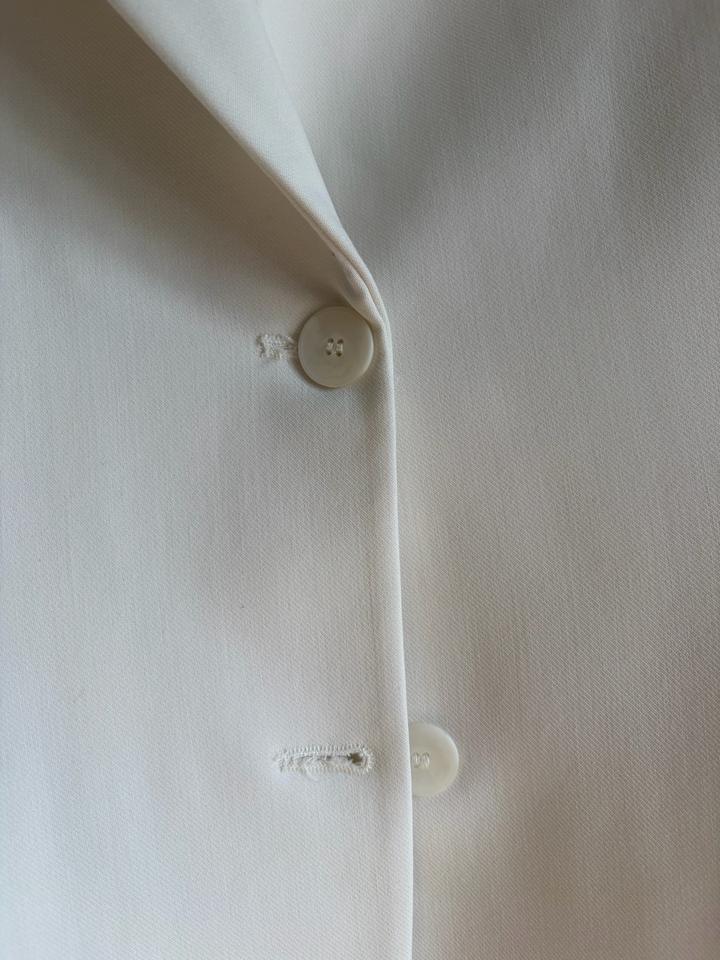 Белый пиджак Zara