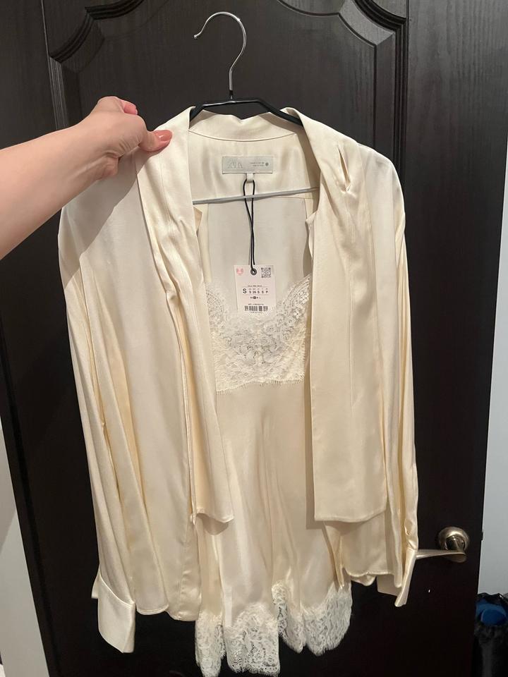 Атласная рубашка ZARA