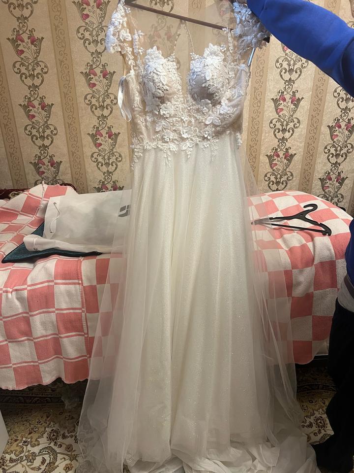 Свадебное платье продам