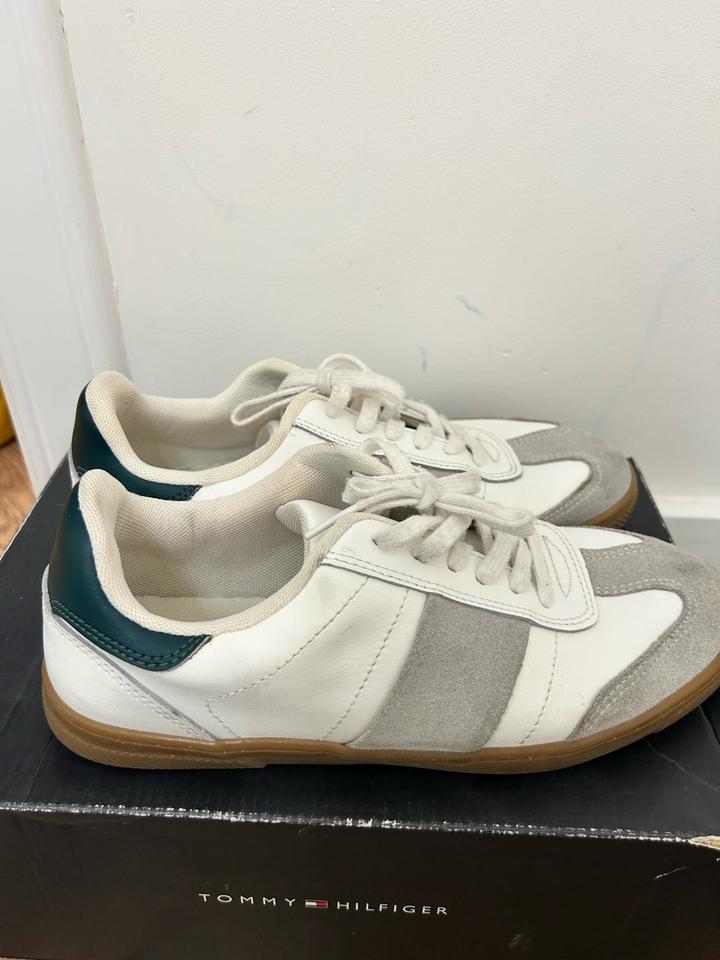 Кроссовки кожаные Zara